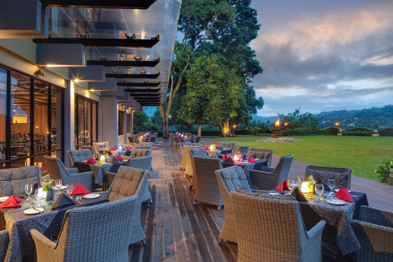Earl'S Regency Hotel Kandy Eksteriør billede